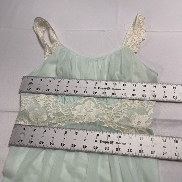 Vanity Fair VTG Light Green Lacey Chiffon Tricot Nylon Nightgown Size 32 Small - Picture 4 of 11